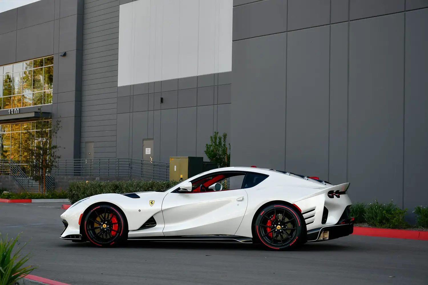 2022 Ferrari 812 Competizione