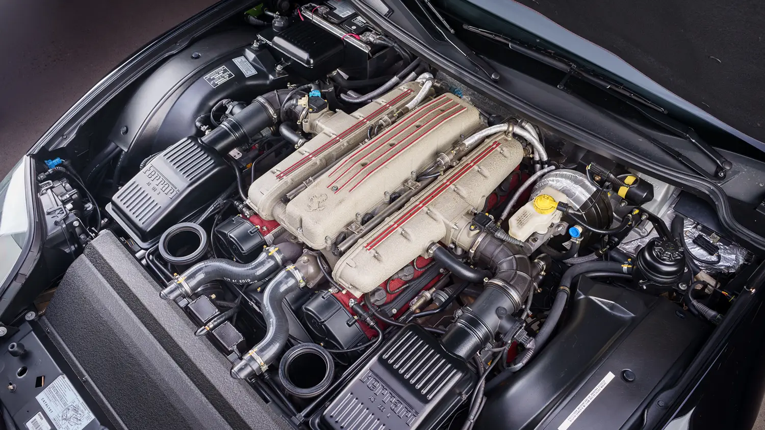 2001 Ferrari 550 Maranello 2001 Ferrari 550 Maranello