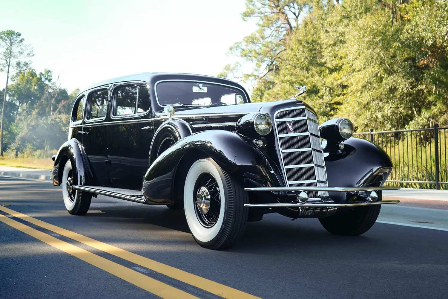 1934 Cadillac 370-D V12 1934 Cadillac 370-D V12