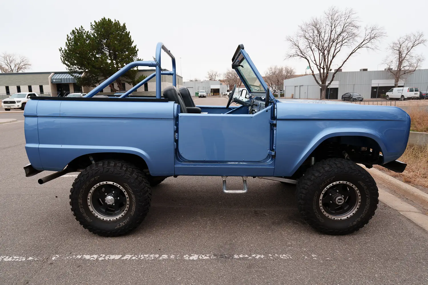 1977 Ford Bronco 302 3-Speed 1977 Ford Bronco 302 3-Speed