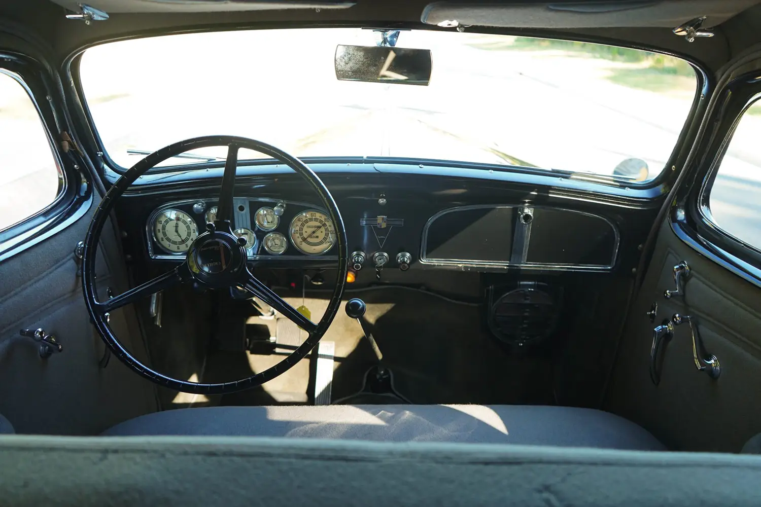 1934 Cadillac 370-D V12 1934 Cadillac 370-D V12