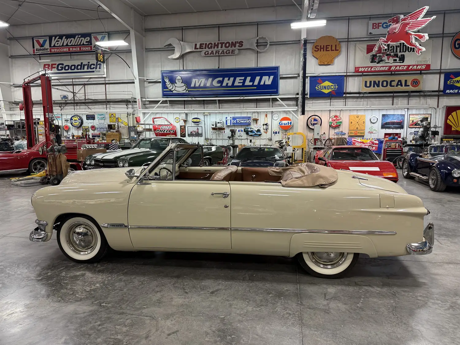 1950 Ford Custom Deluxe Convertible