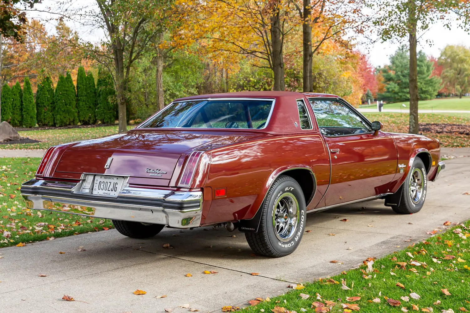 1976 Oldsmobile Cutlass Supreme Brougham