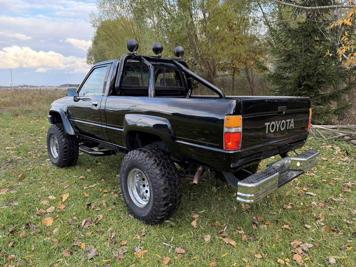1988 Toyota Pickup 5-Speed 4x4 1988 Toyota Pickup 5-Speed 4x4