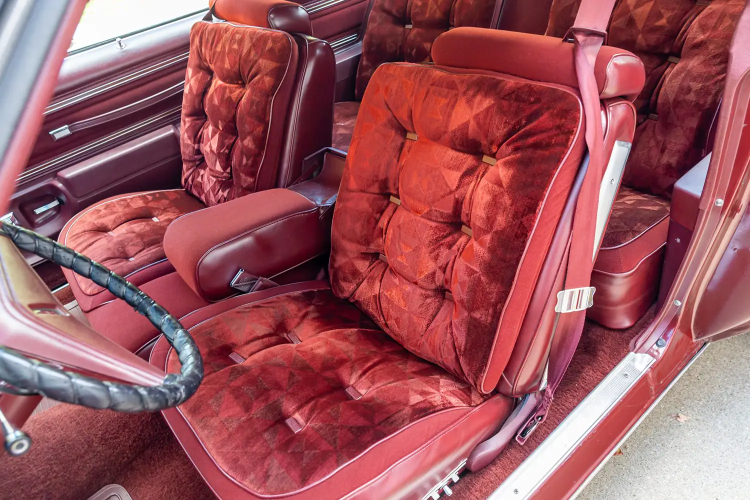 1976 Oldsmobile Cutlass Supreme Brougham