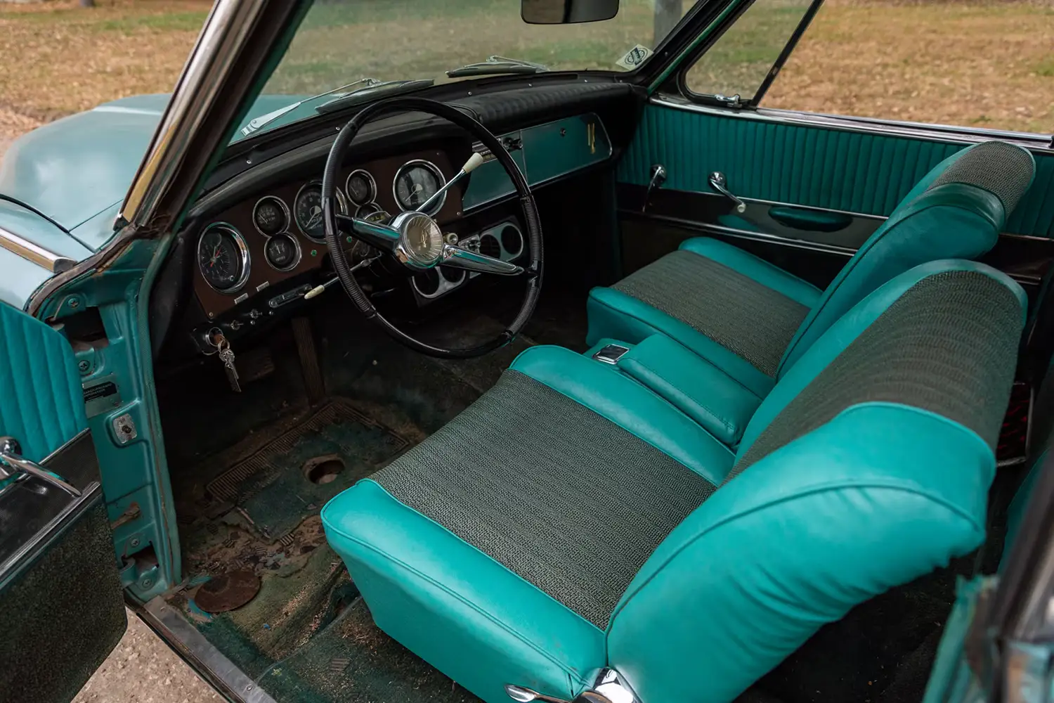 1962 Studebaker Gran Turismo Hawk