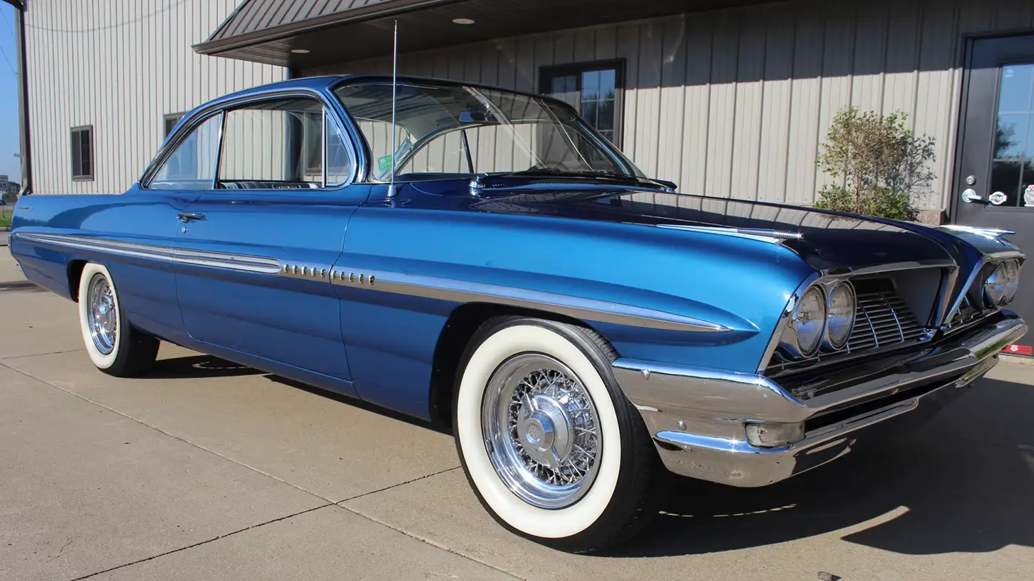 Tri-Power 1961 Pontiac Bonneville Tri-Power 1961 Pontiac Bonneville