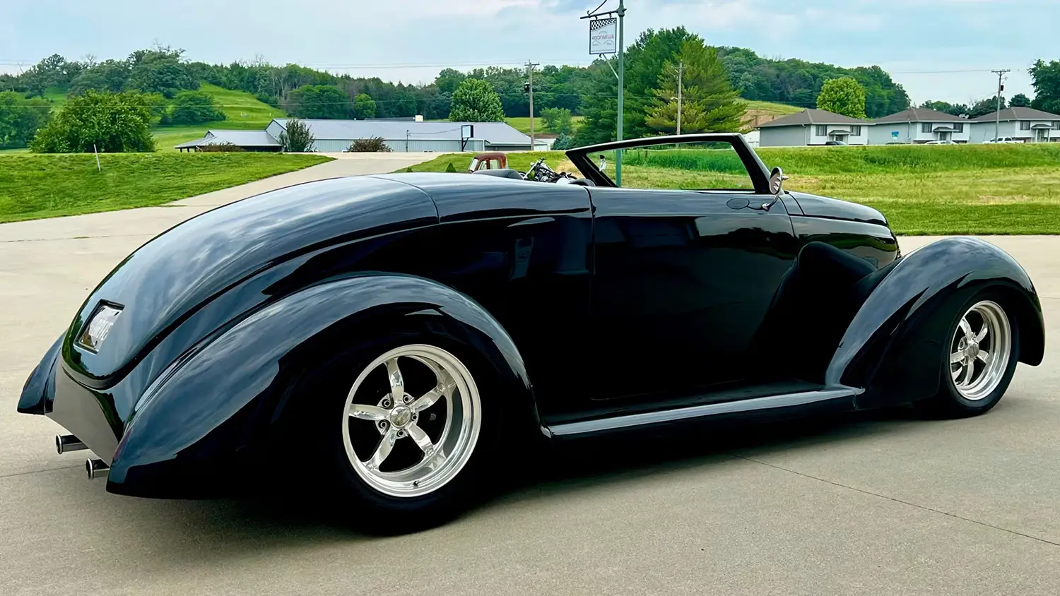 1939 Ford Custom Roadster