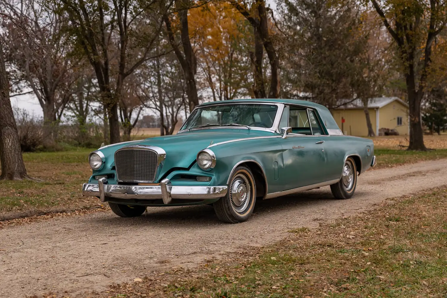 1962 Studebaker Gran Turismo Hawk