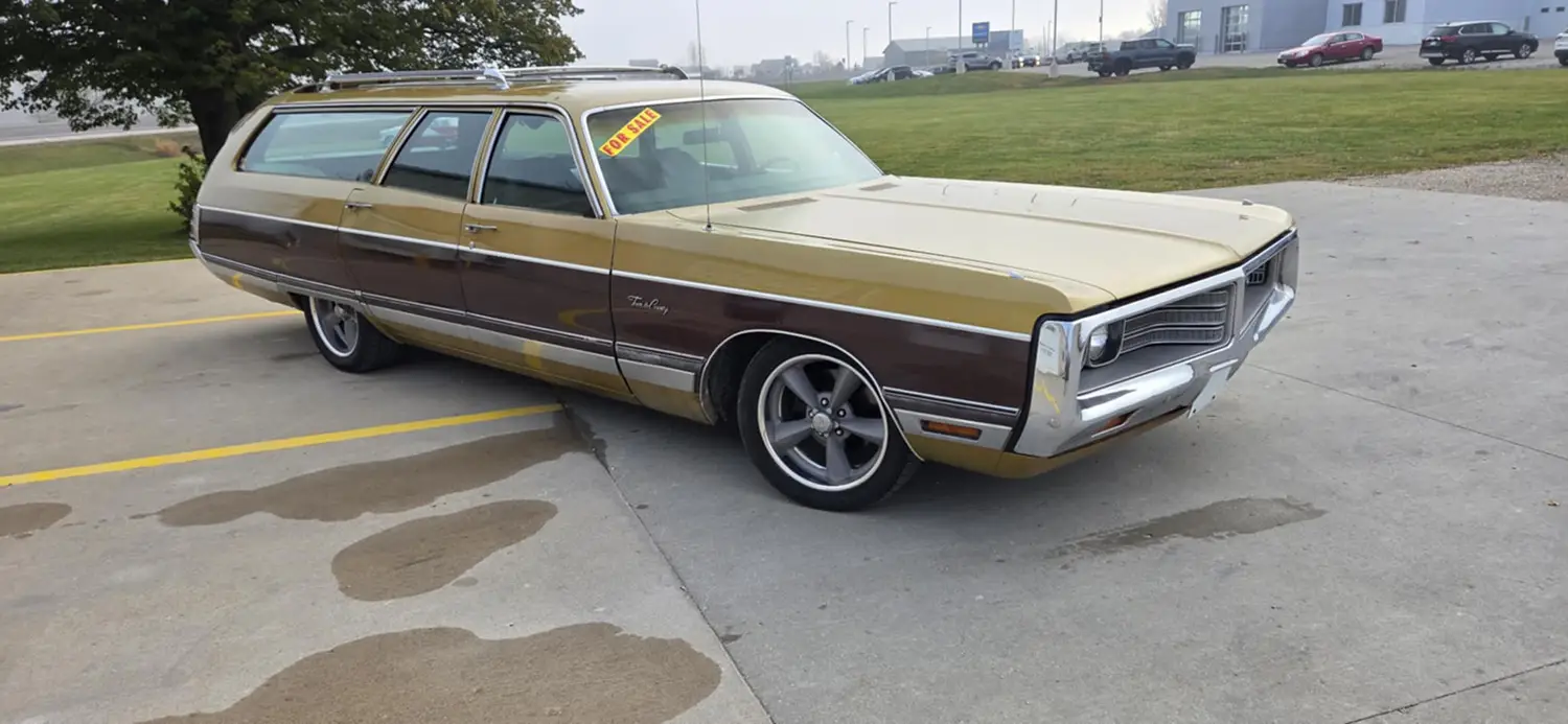 1972 Chrysler Town & Country