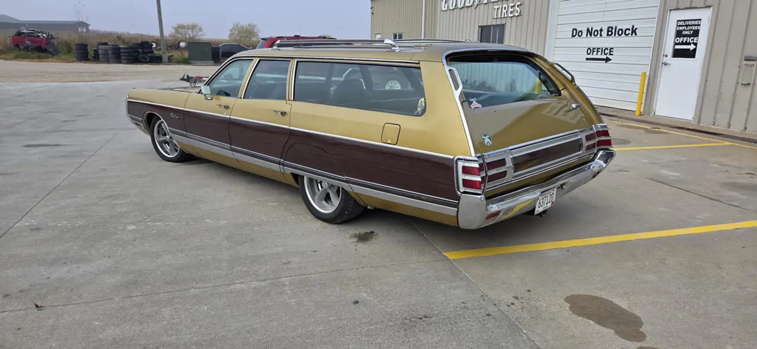 1972 Chrysler Town & Country