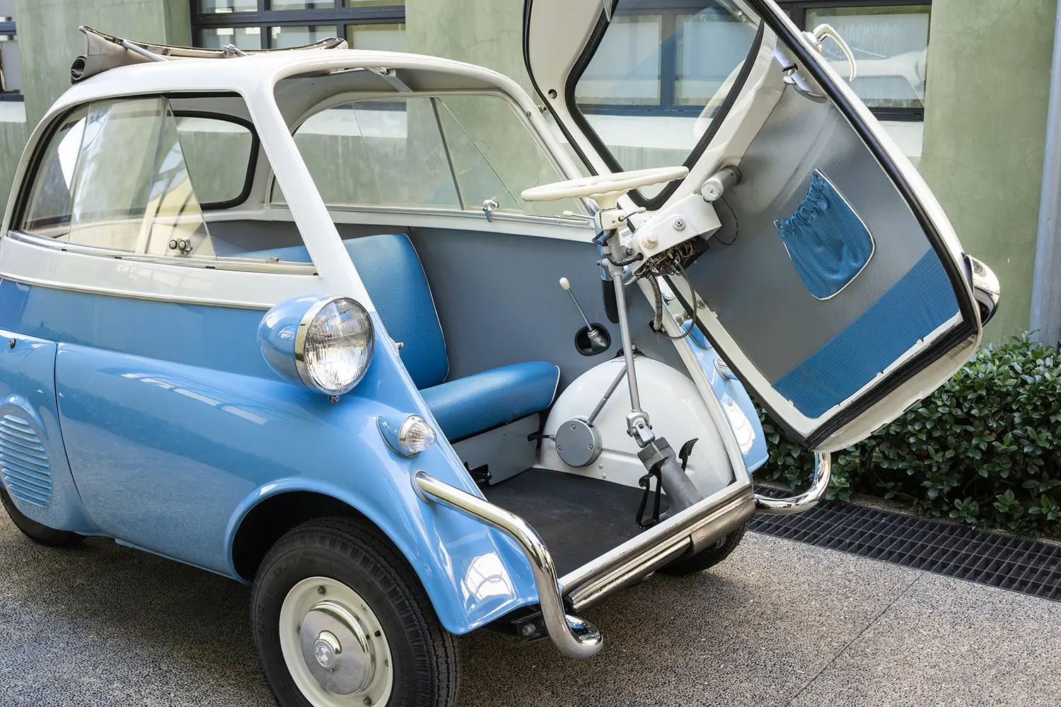 1957 BMW Isetta 300