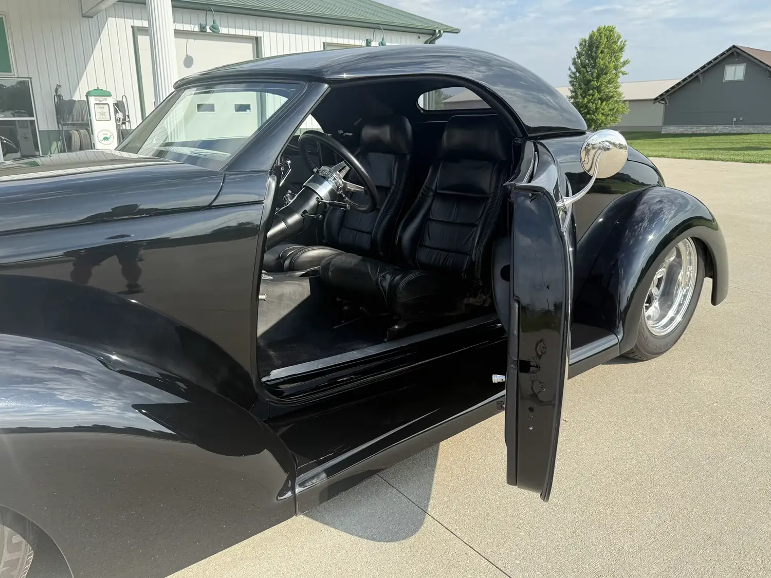 1939 Ford Custom Roadster