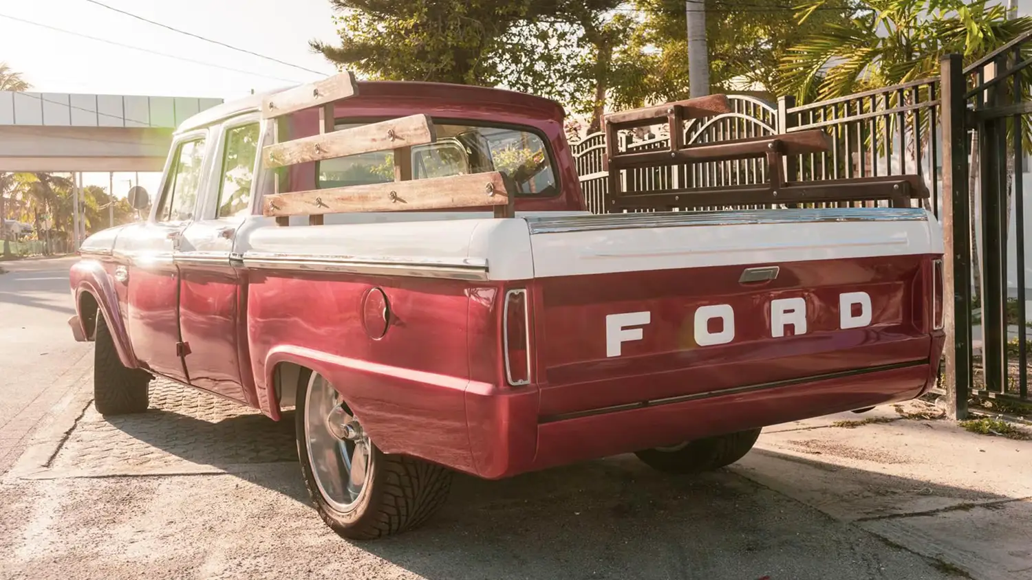 1965 Ford F-100 Pickup