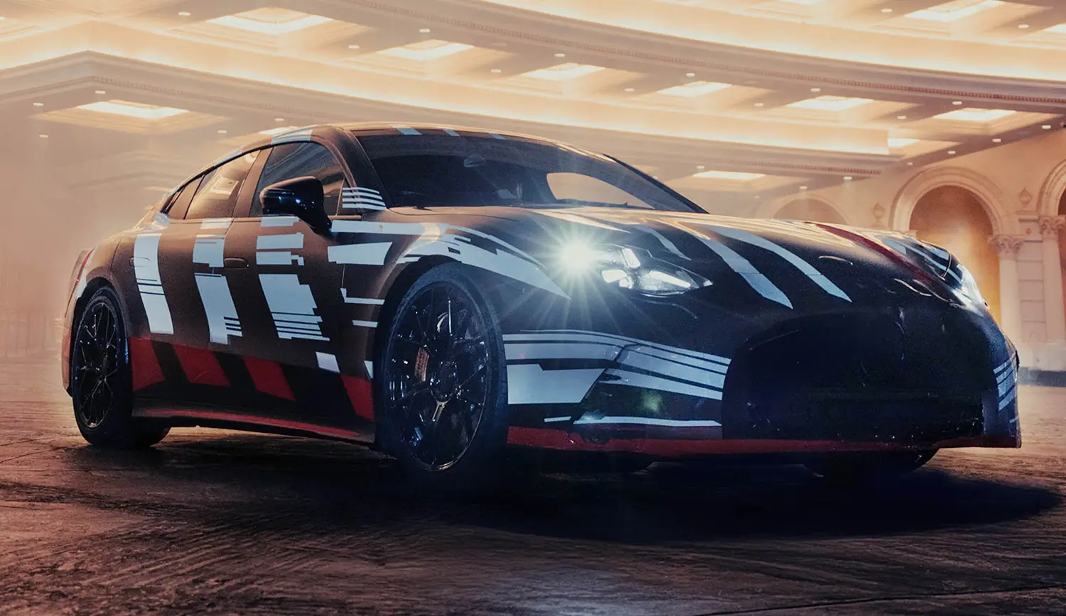 Mercedes-AMG GT 4-Door Coupe Brad Pitt George Russell