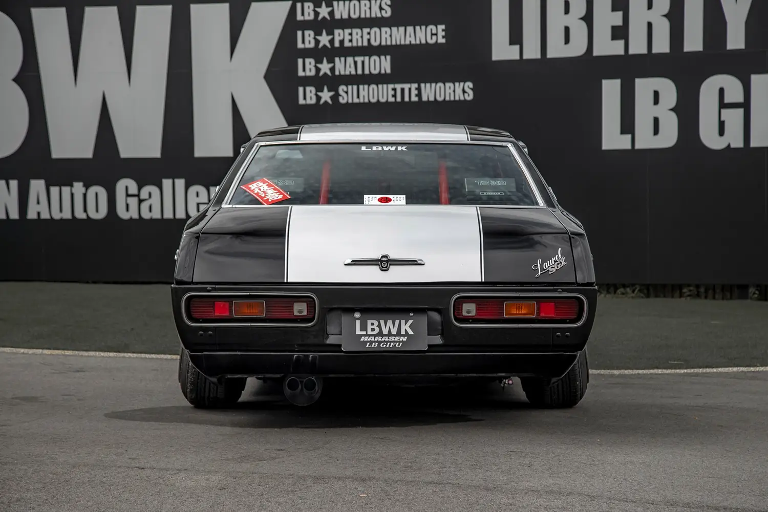 Liberty Walk Nissan Laurel SGX Liberty Walk Nissan Laurel SGX