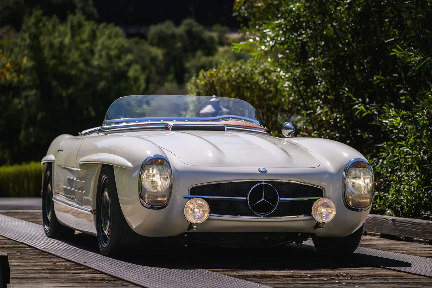 Mercedes-Benz 300SL Roadster Replica