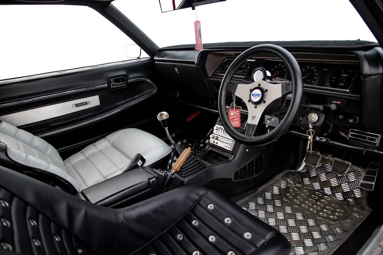 Liberty Walk Nissan Laurel SGX Liberty Walk Nissan Laurel SGX