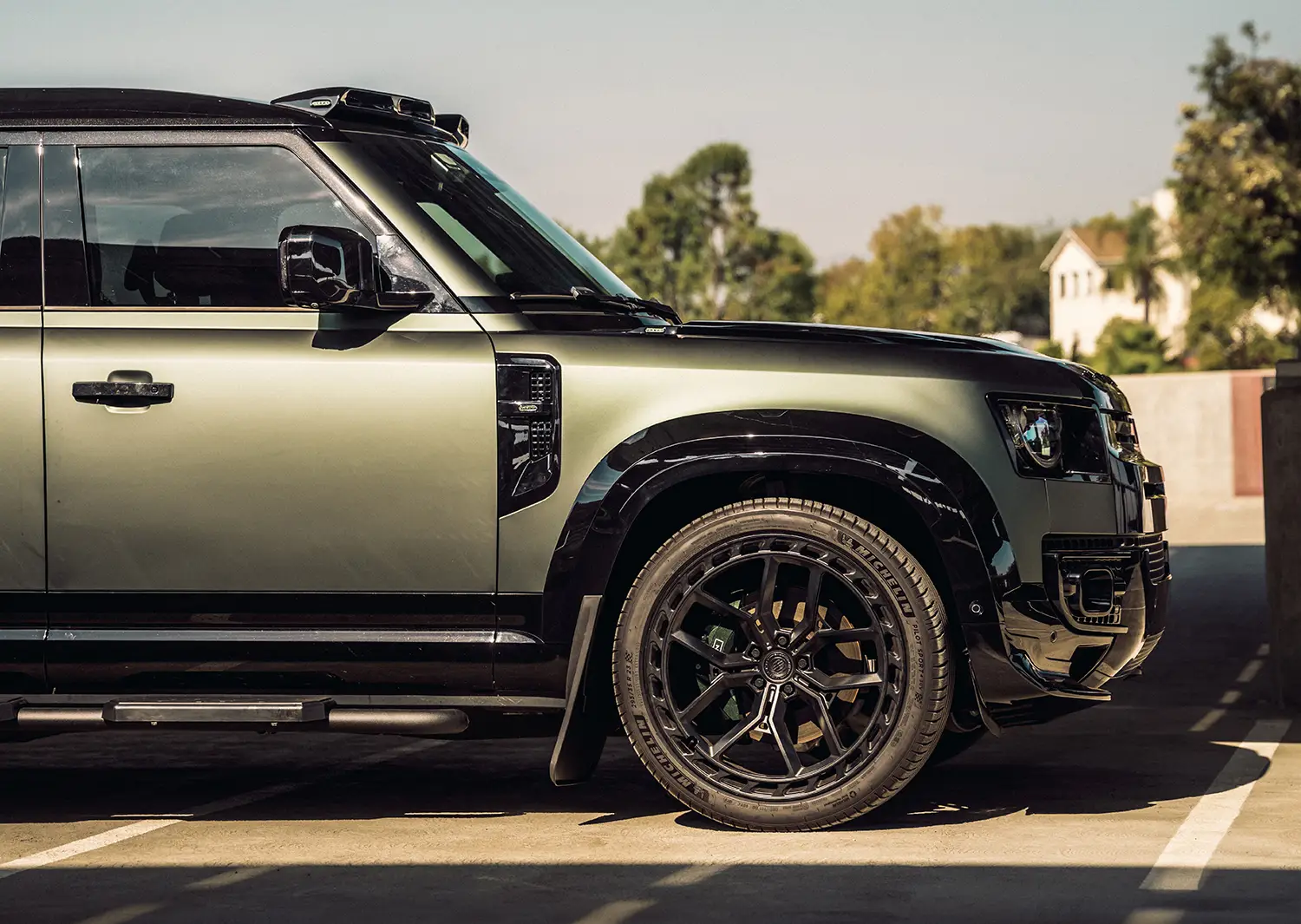 Land Rover Defender 110 V8 Urban Widetrack Land Rover Defender 110 V8 Urban Widetrack