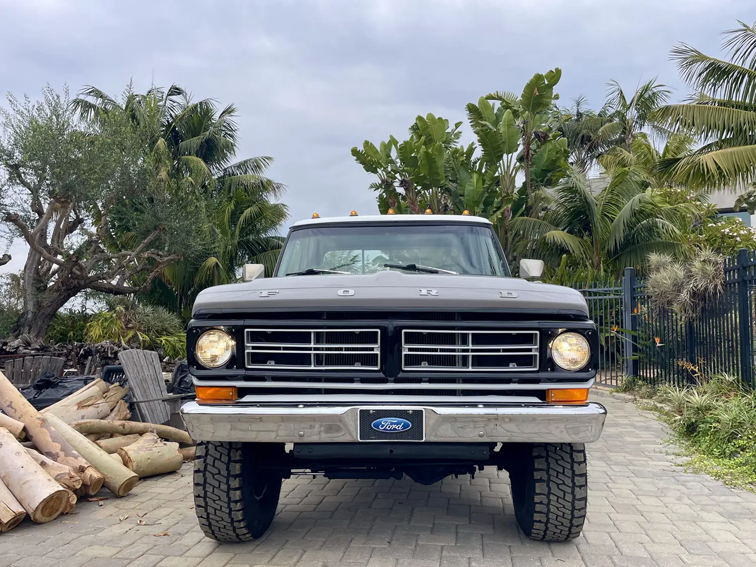 1972 Ford F-250 Sport Custom 4x4