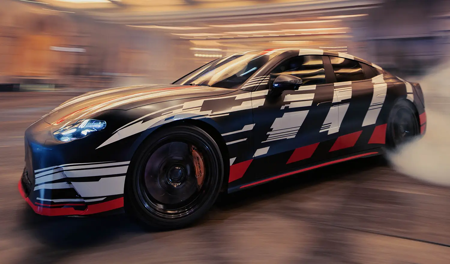 Mercedes-AMG GT 4-Door Coupe Brad Pitt George Russell