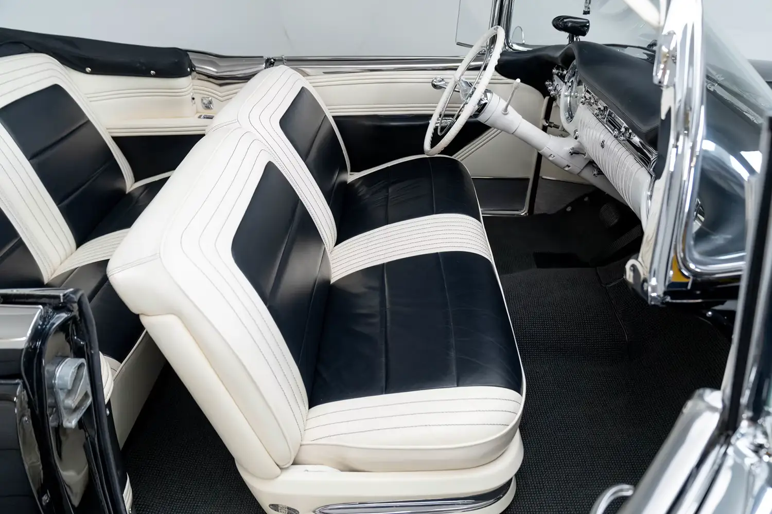 1953 Oldsmobile Fiesta Convertible 1953 Oldsmobile Fiesta Convertible