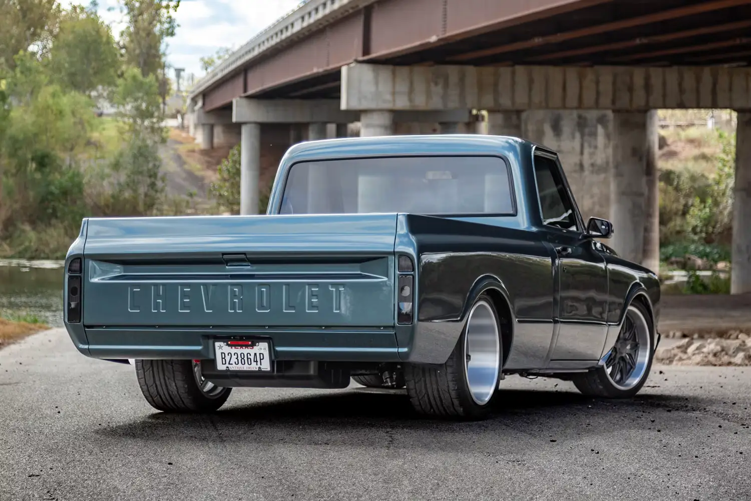 Custom 1968 Chevrolet C10 Pickup