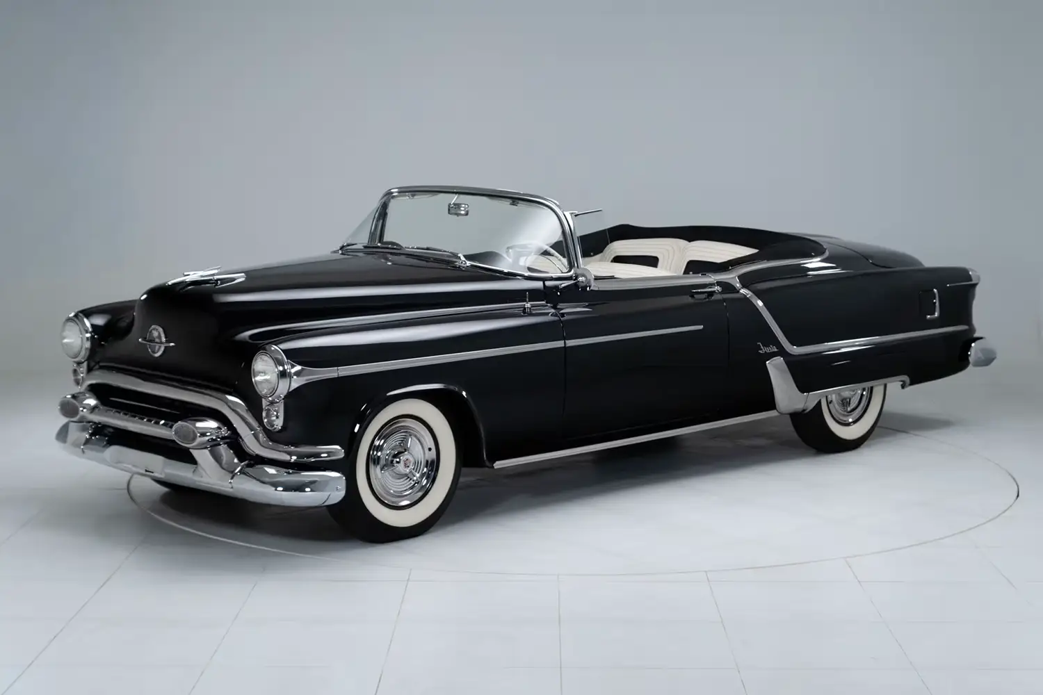 1953 Oldsmobile Fiesta Convertible 1953 Oldsmobile Fiesta Convertible