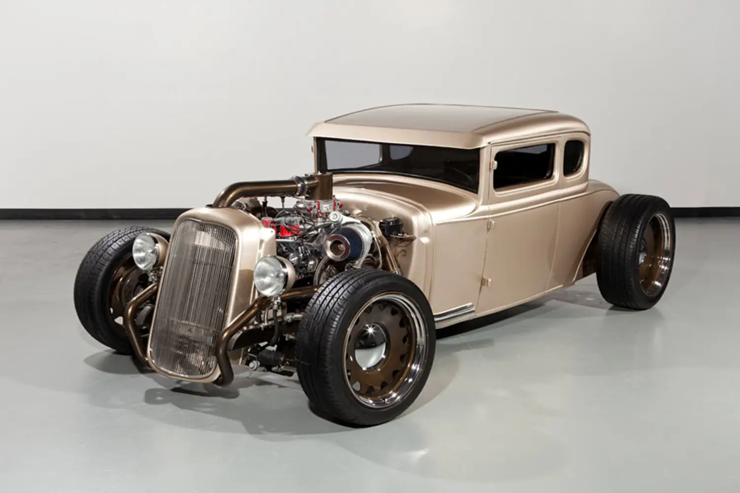 Weaver Customs Model A Twisted Mistress Weaver Customs Model A Twisted Mistress