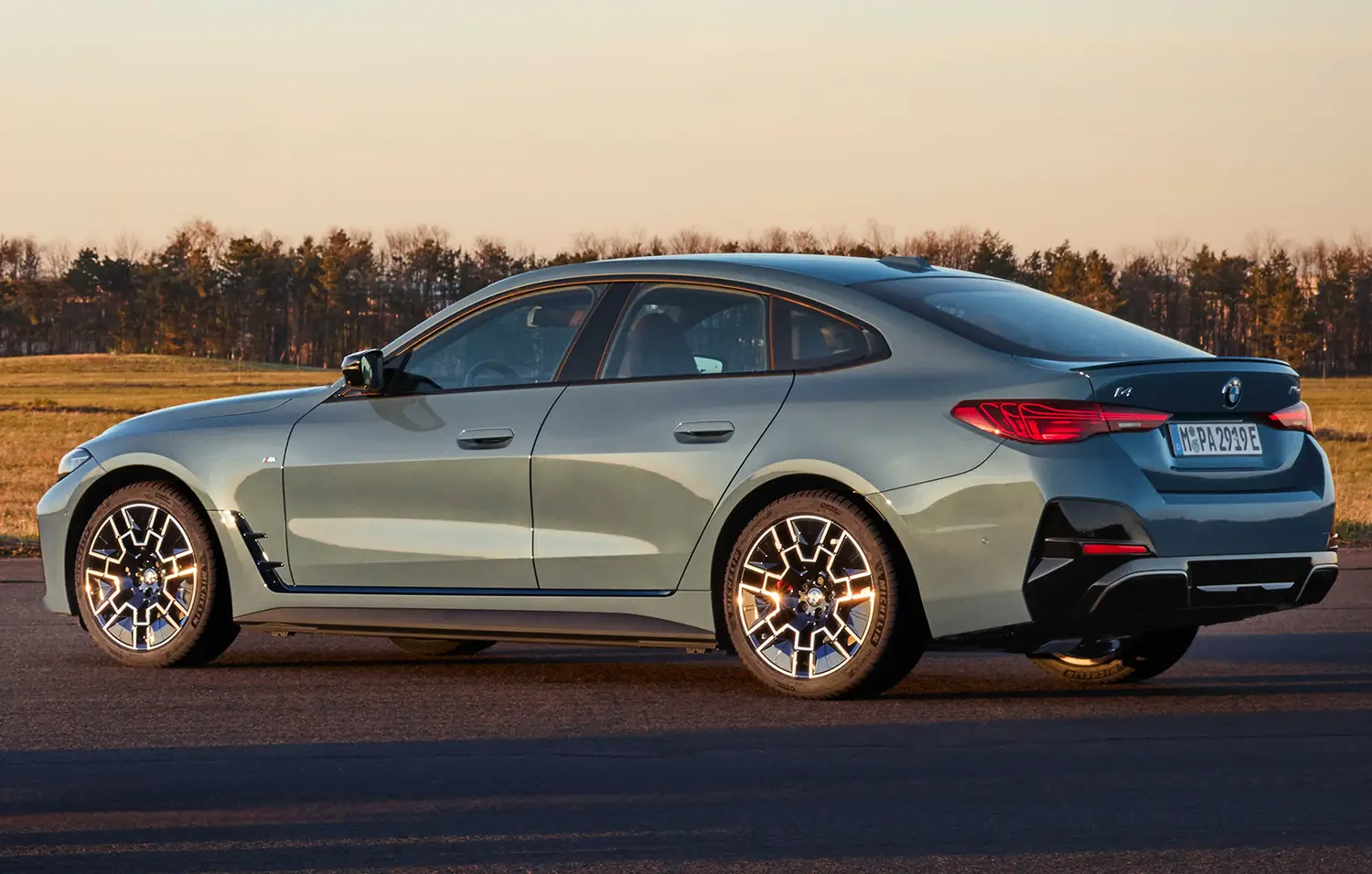2026 BMW i4 2026 BMW i4