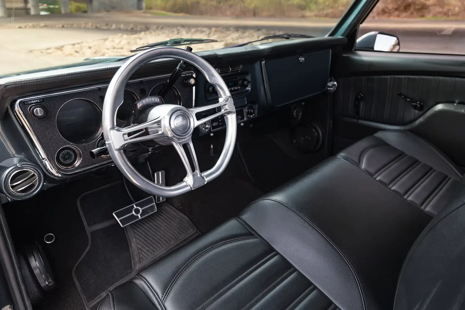 Custom 1968 Chevrolet C10 Pickup