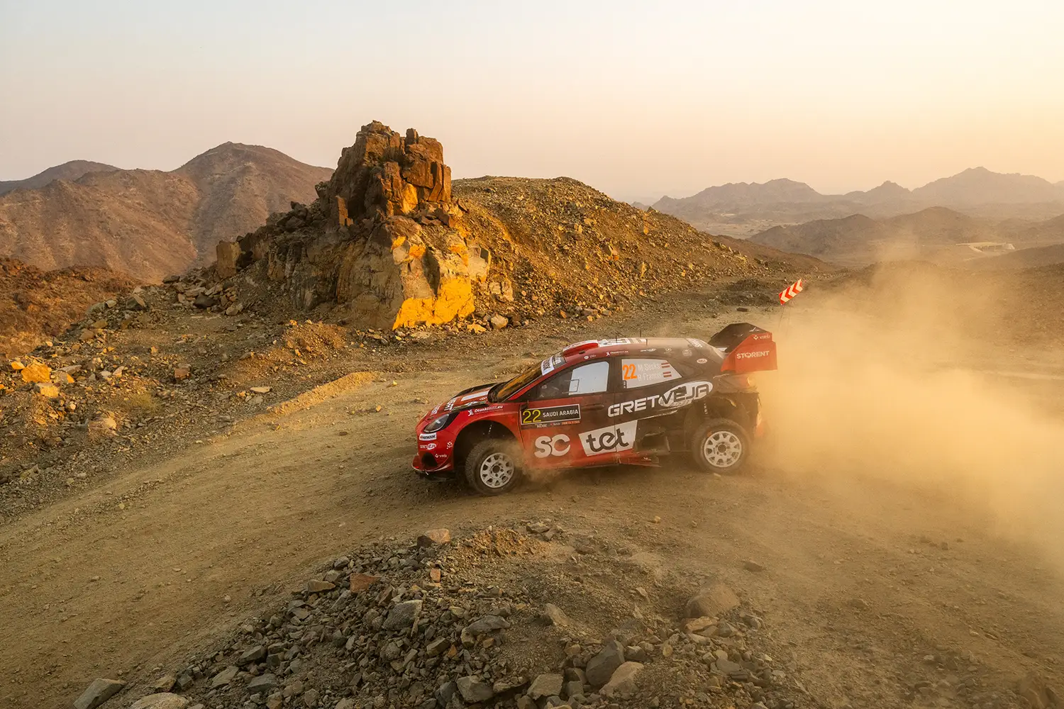 Rally Saudi Arabia 2025 Friday