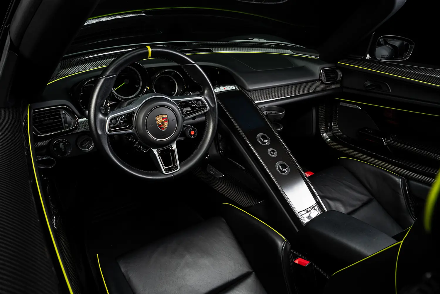 2015 Porsche 918 Weissach Spyder