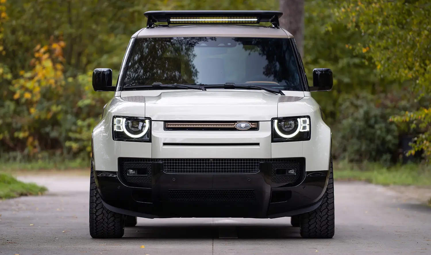 Defender Pickup by Heritage Customs and Urban Automotive