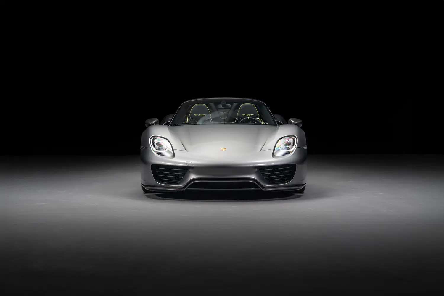 2015 Porsche 918 Weissach Spyder