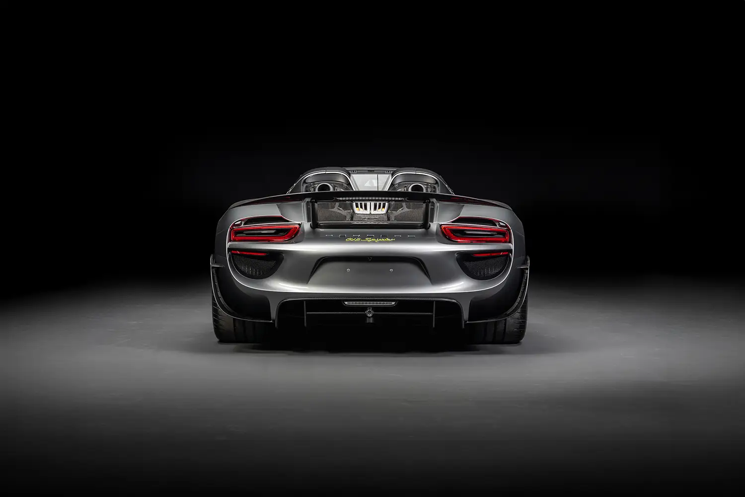 2015 Porsche 918 Weissach Spyder