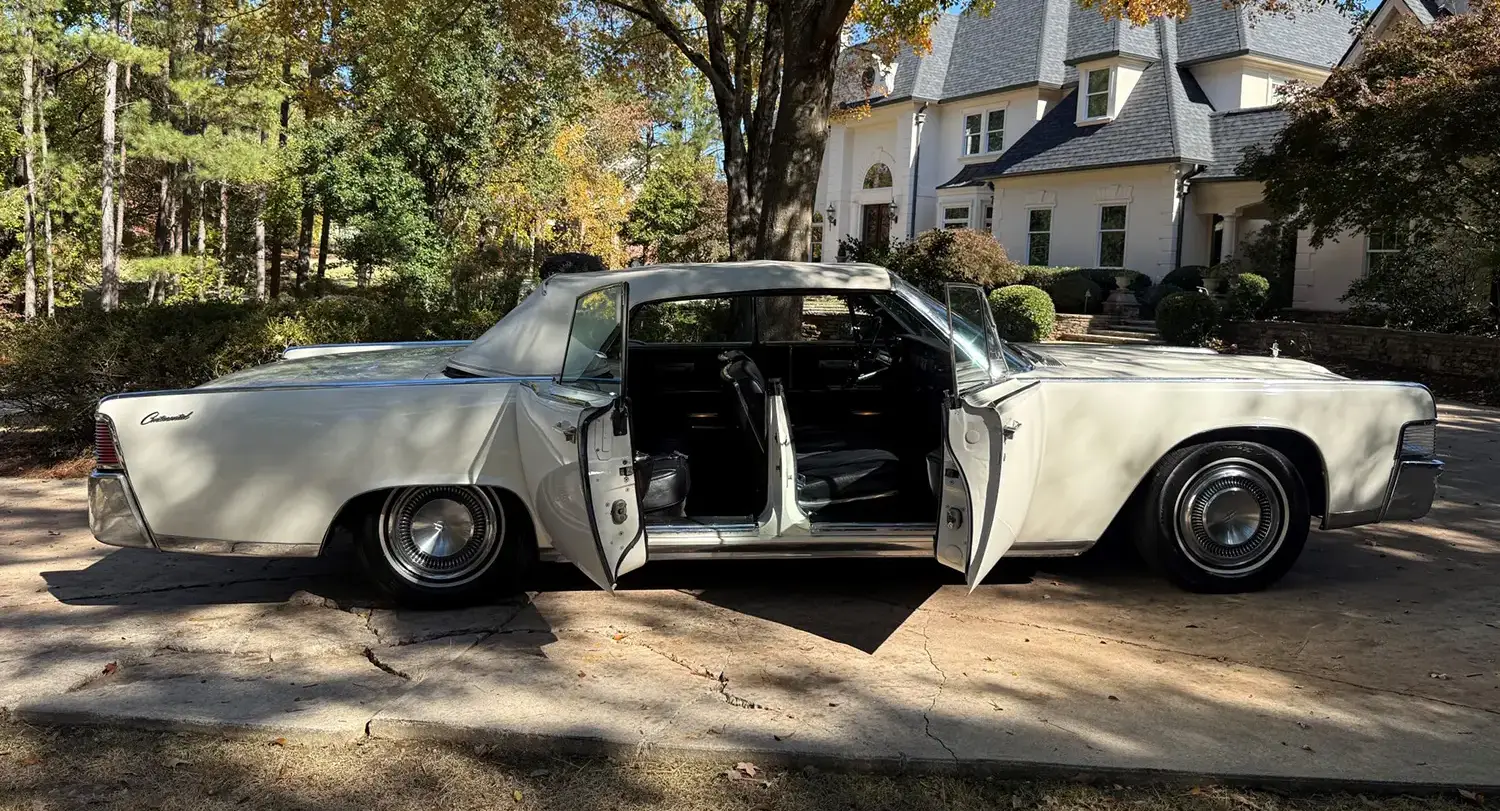 1965 Lincoln Continental Convertible