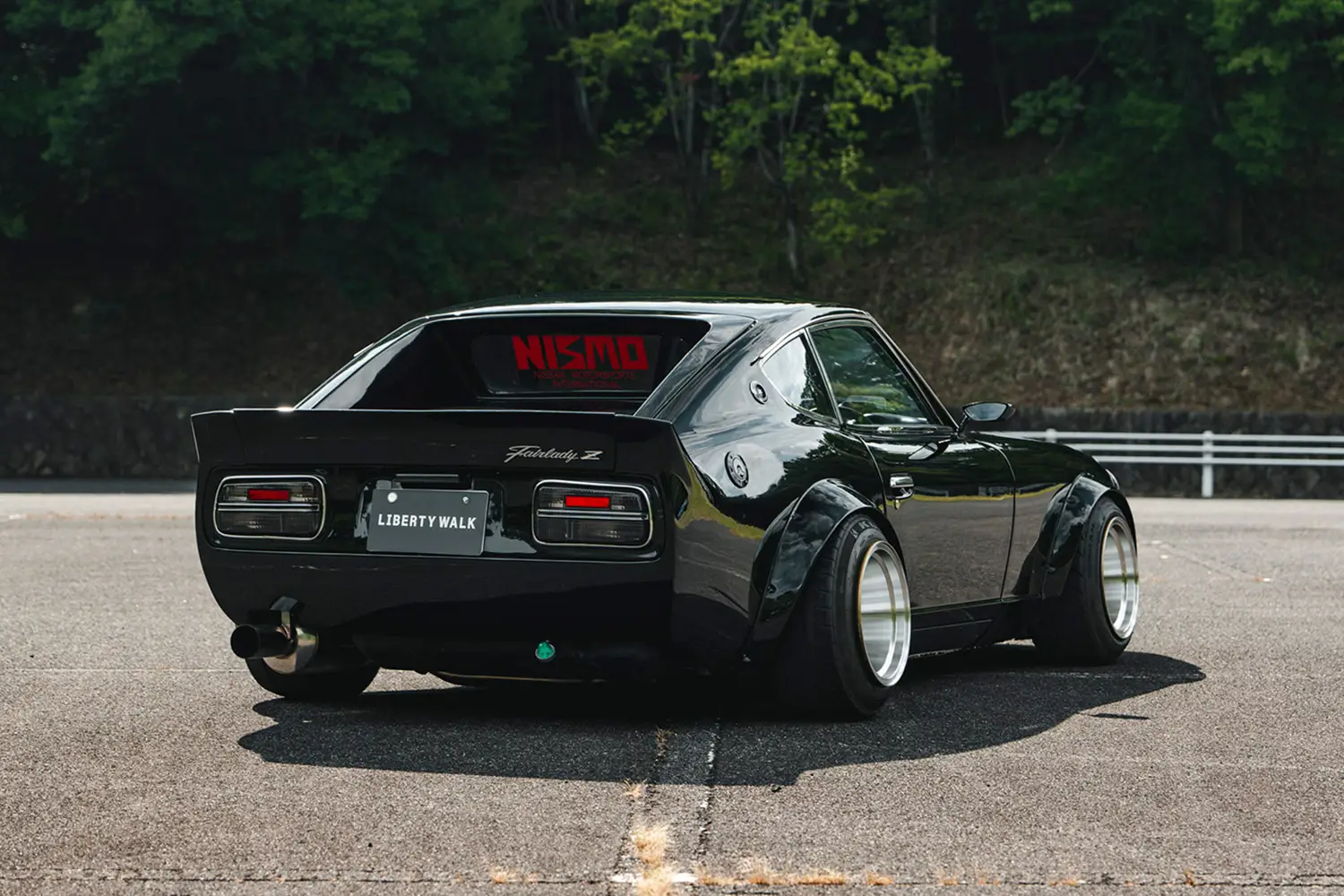 Liberty Walk 1977 Nissan Fairlady Z Liberty Walk 1977 Nissan Fairlady Z