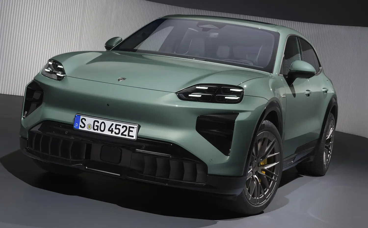 2027 Porsche Cayenne Electric