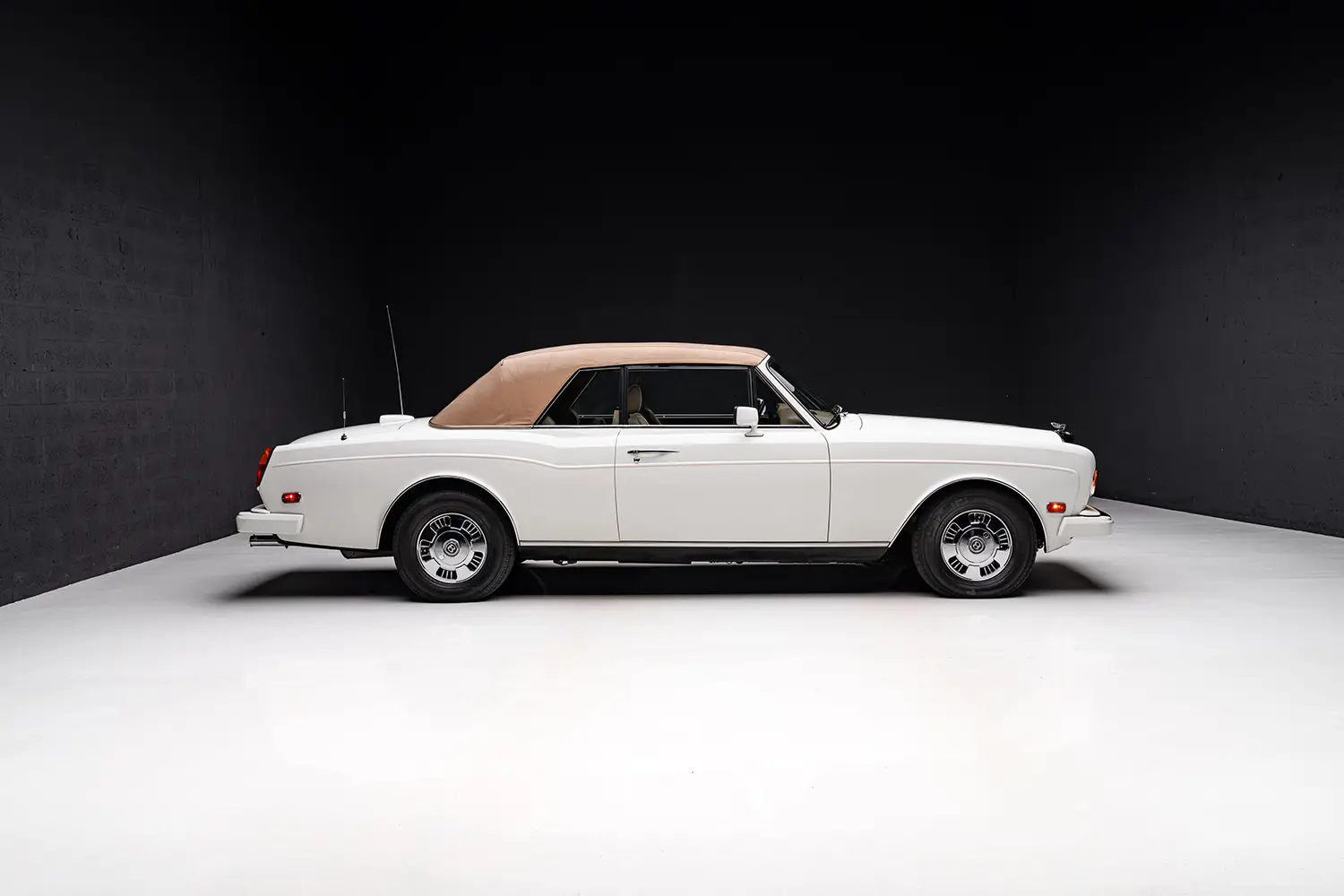 1995 Bentley Continental Convertible by Mulliner Park Ward 1995 Bentley Continental Convertible by Mulliner Park Ward