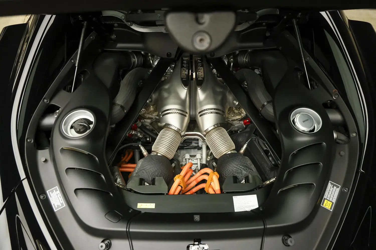 2025 Ferrari 296 GTB Assetto Fiorano