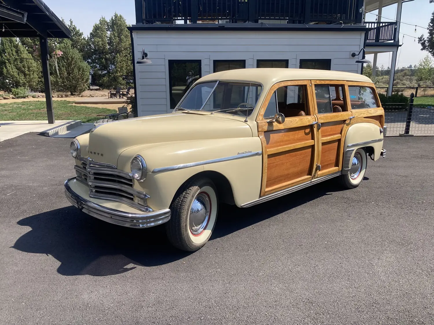 1949 Plymouth Special Deluxe Woodie Wagon