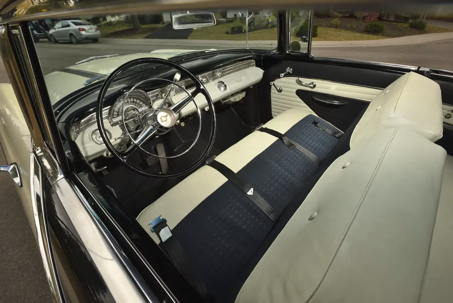 1956 Pontiac Chieftain Hardtop