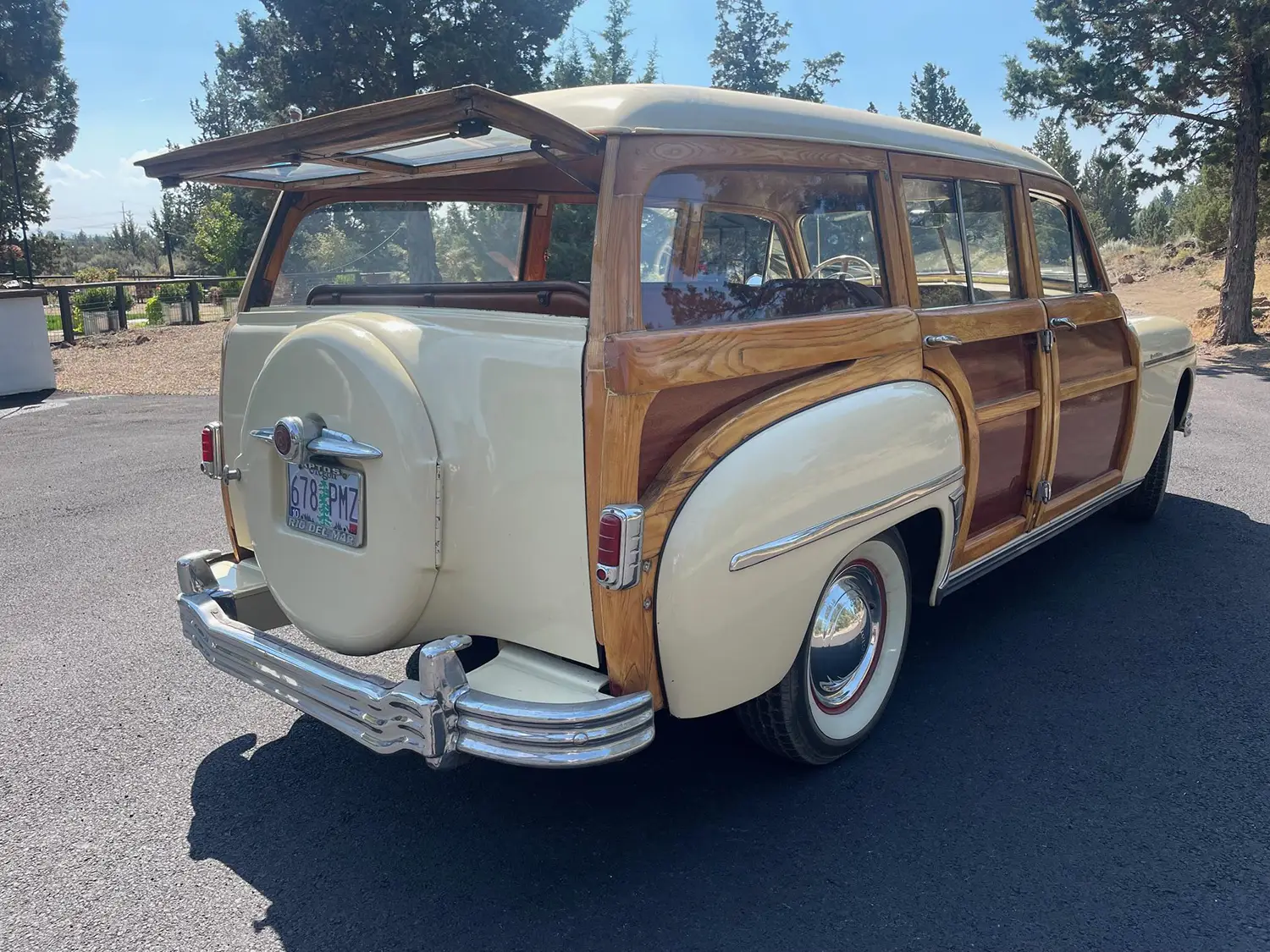1949 Plymouth Special Deluxe Woodie Wagon