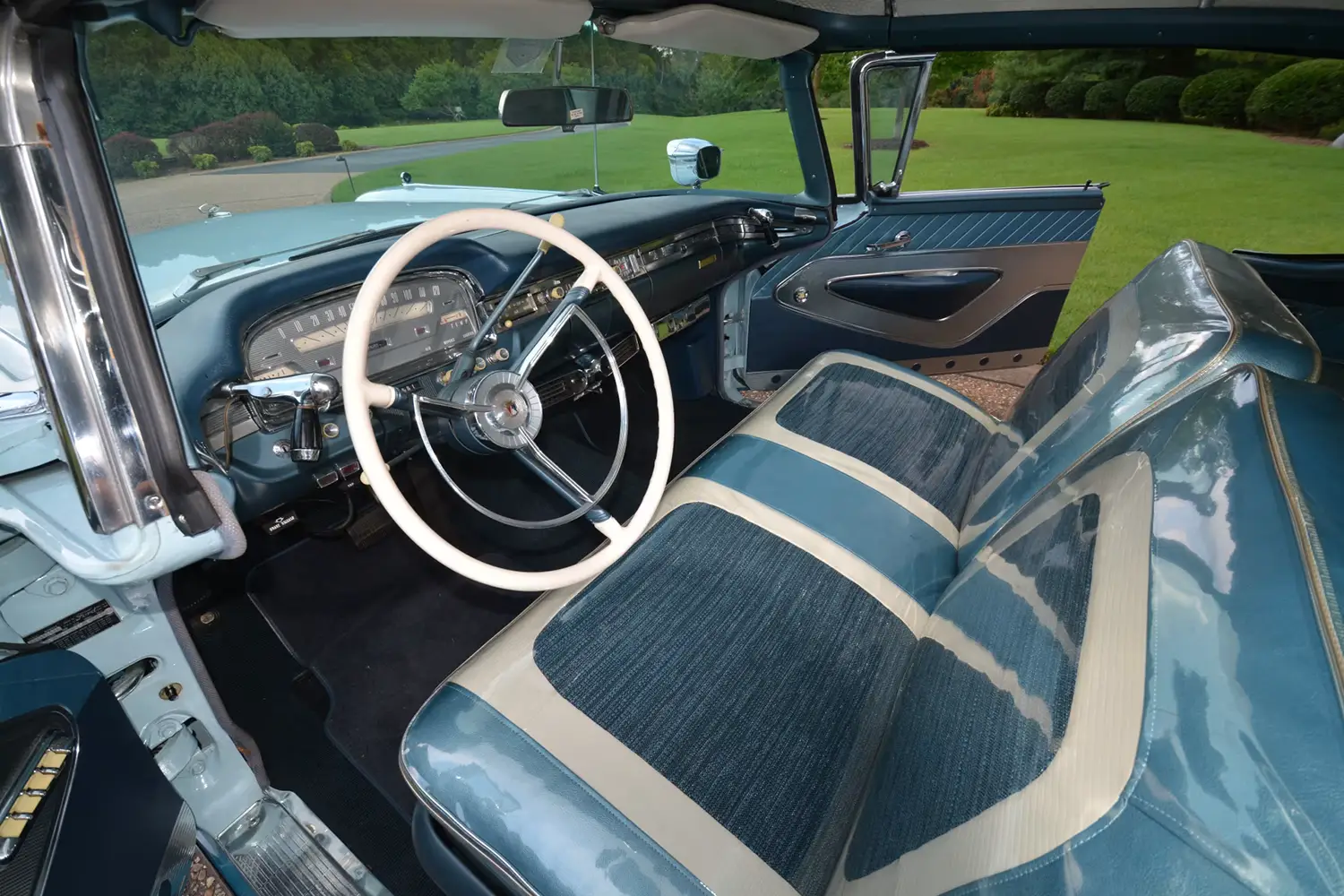 1959 Ford Fairlane 500 Galaxie Skyliner