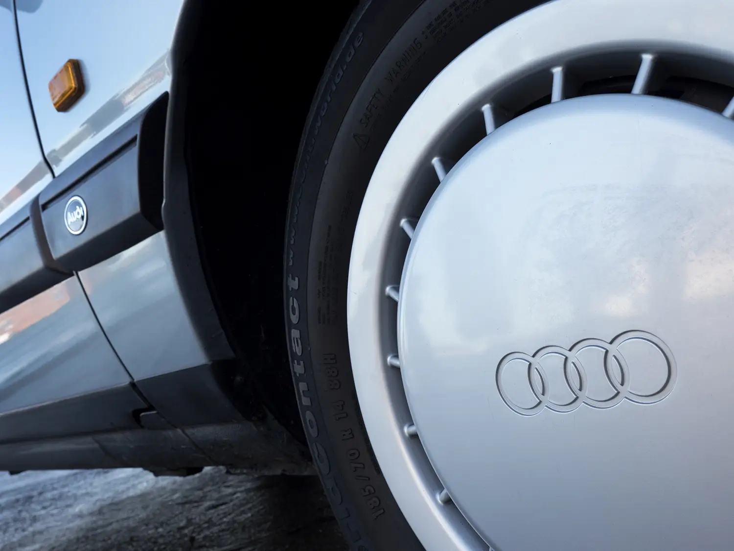 1989 Audi 100 Saloon