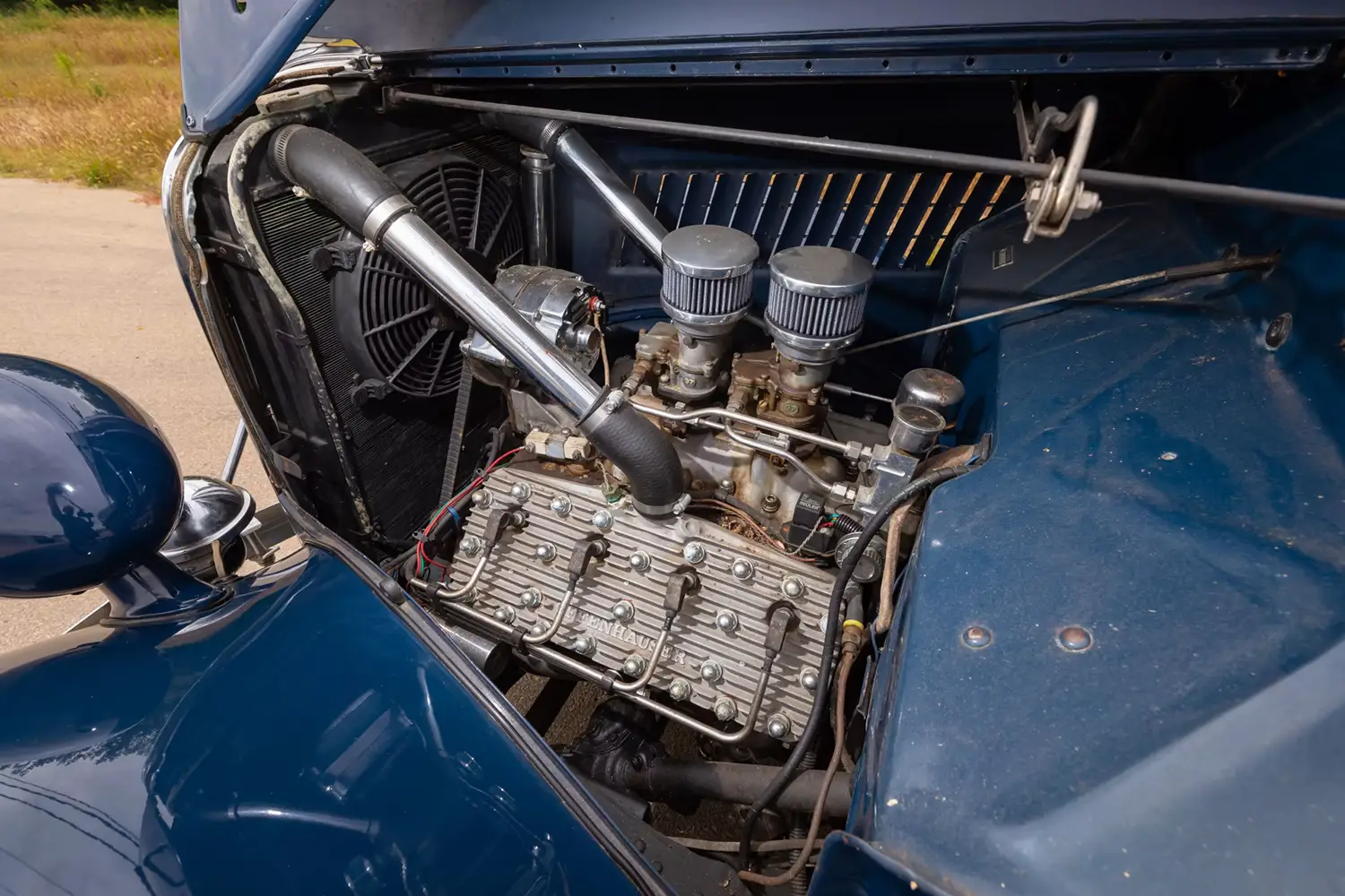 1935 Ford Deluxe 5-Window Coupe