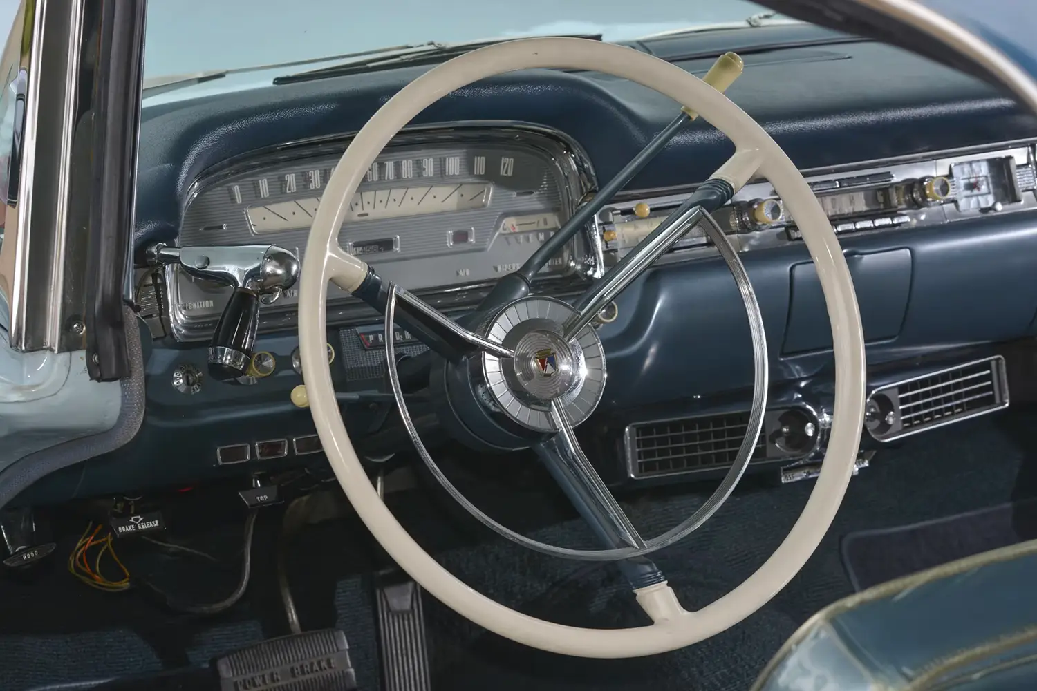 1959 Ford Fairlane 500 Galaxie Skyliner