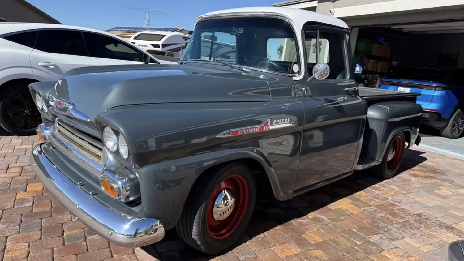 1958 Chevrolet Apache Pickup