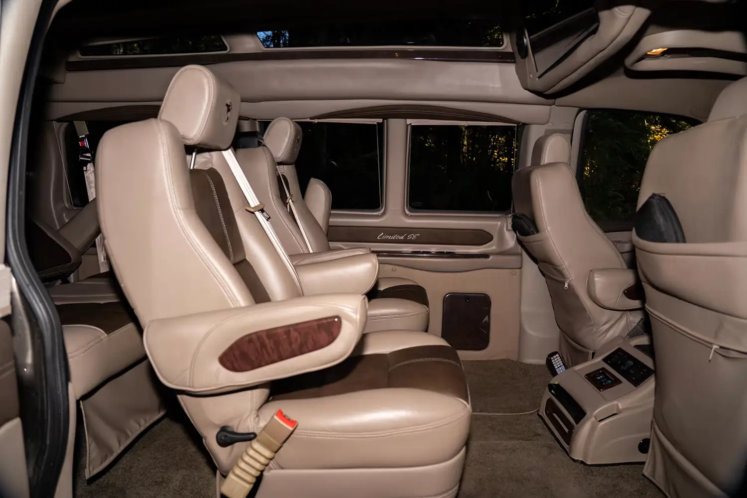 2018 GMC Savana Explorer Conversion Van 2018 GMC Savana Explorer Conversion Van